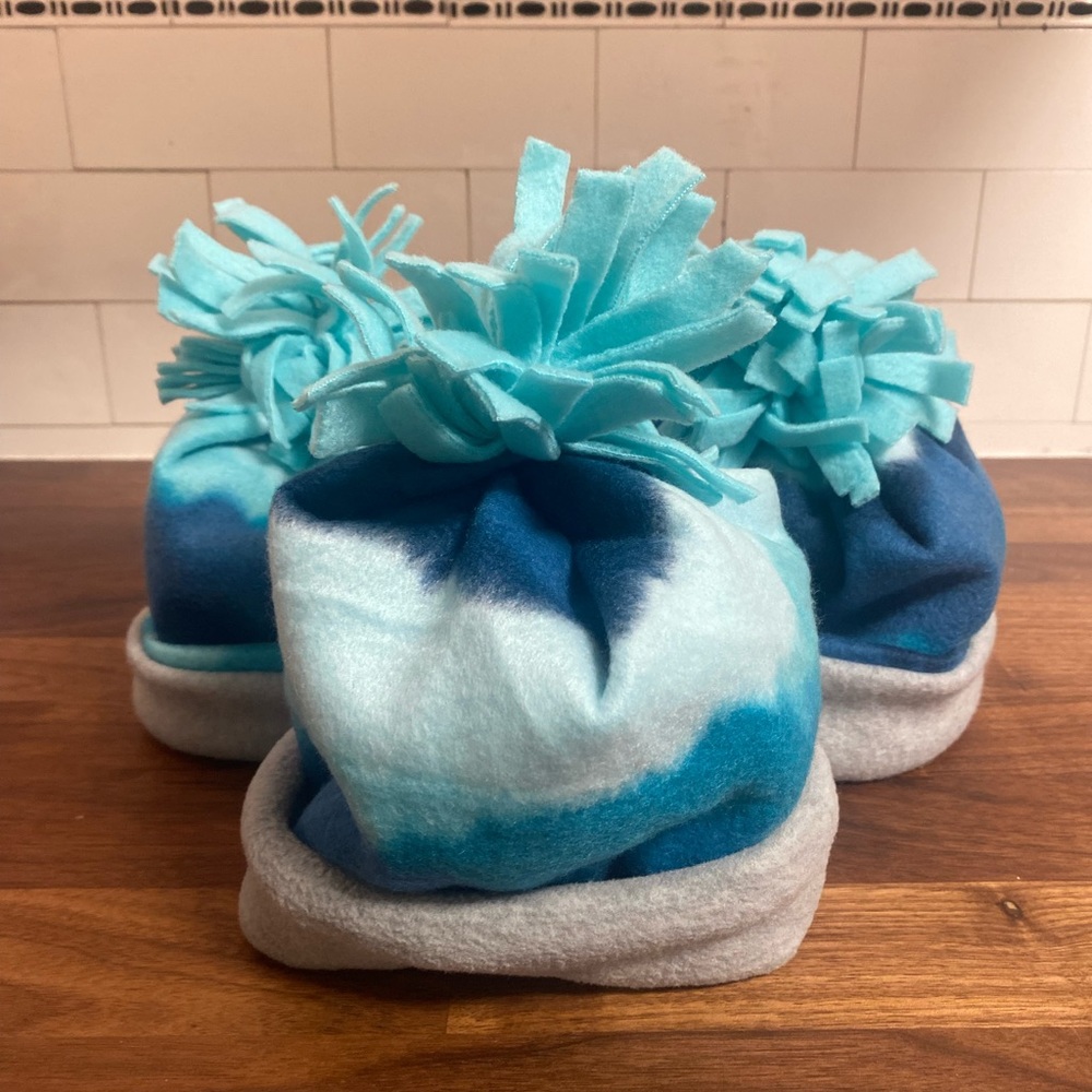 Cozy Cupcake Aurora Borealis Hat, heather grey fleece —handmade
